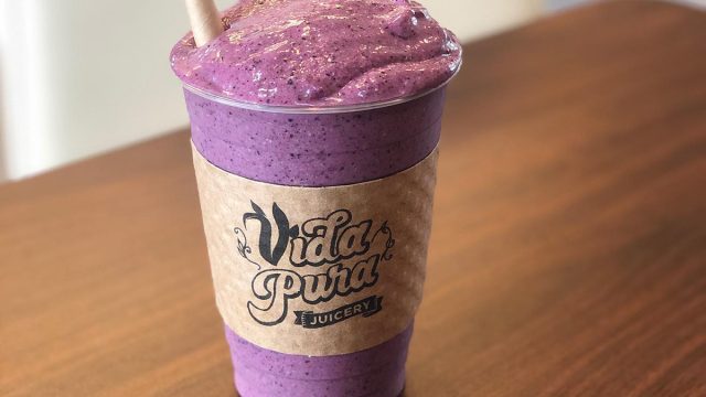 purple smoothie from vida pura juicery