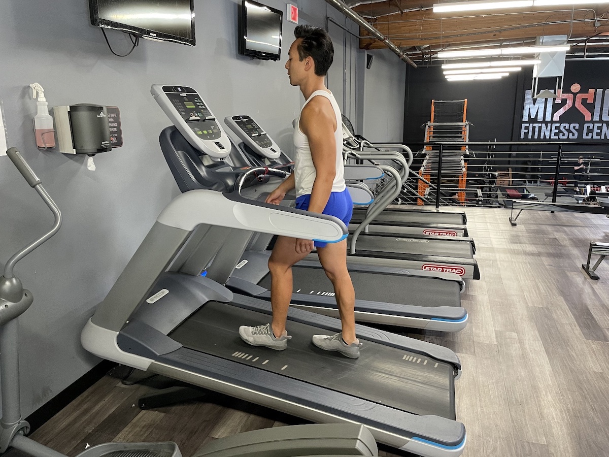 3 walking exercises on the treadmill
