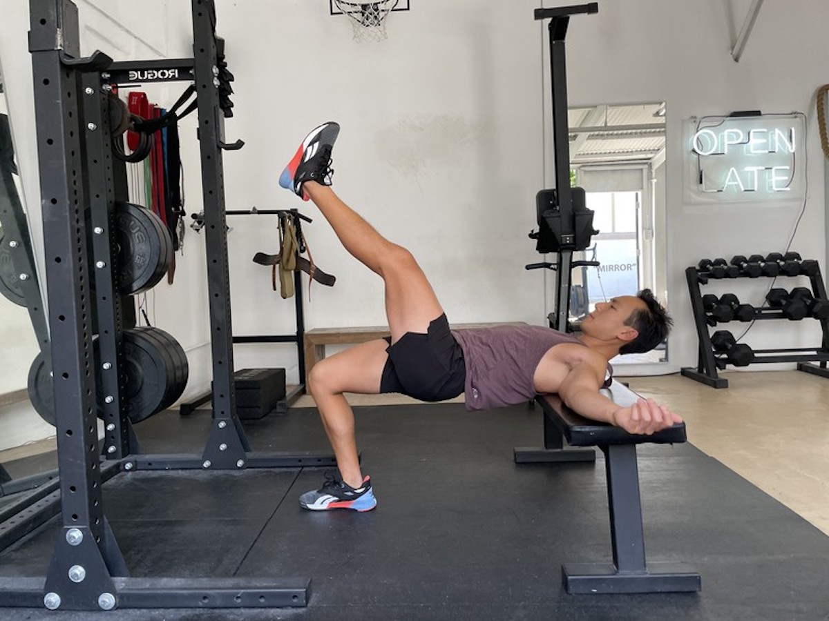 4 bodyweight single leg hip thrust