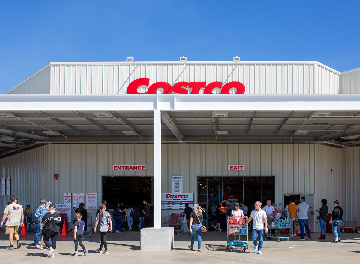 The One Costco Bakery Hack Everyone Should Know About