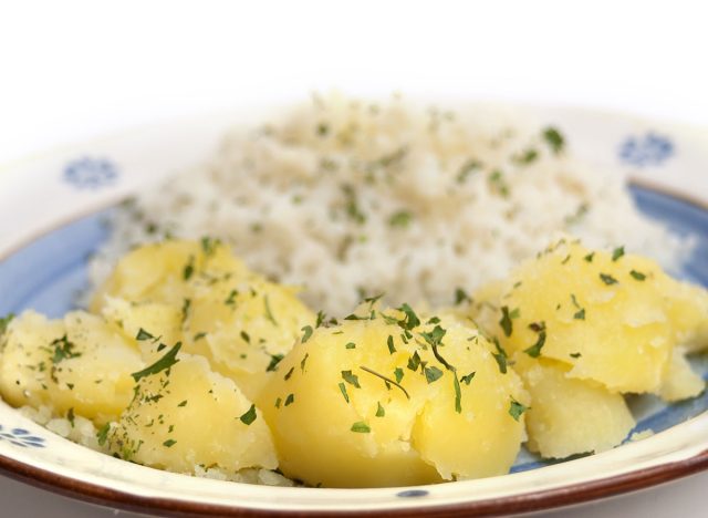 boiled potatoes on plate, healthy carbs for weight loss