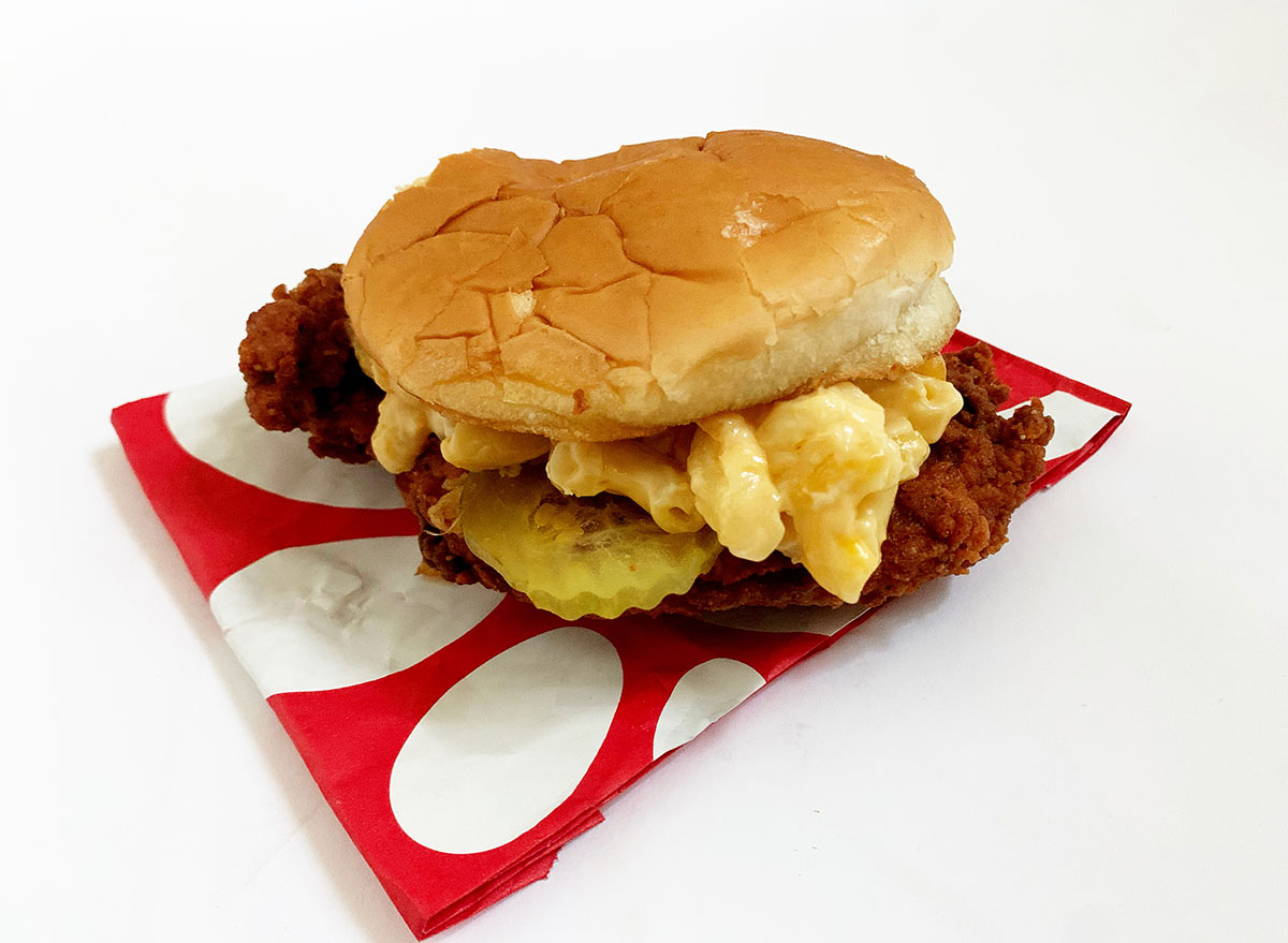 chick fil a chicken sandwich mac cheese