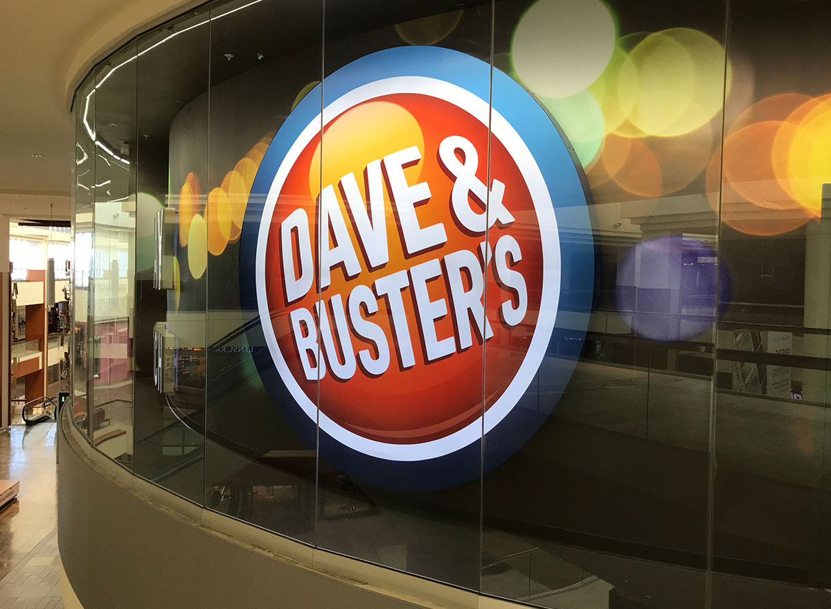 dave busters exterior