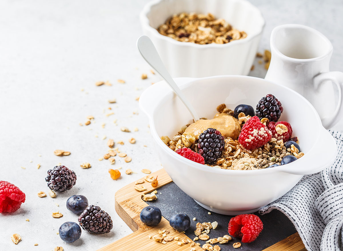 oatmeal peanut butter berries