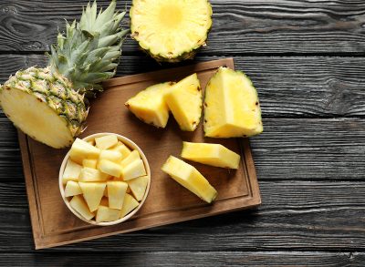 pineapple sliced