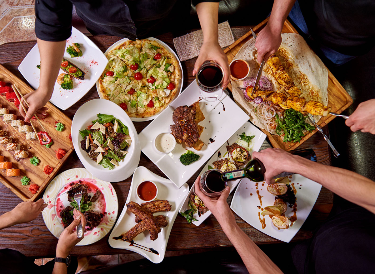 The Best LowCalorie Restaurant Meals at 10 Popular Chains