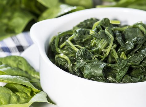 One Major Effect of Eating Spinach, Says Science