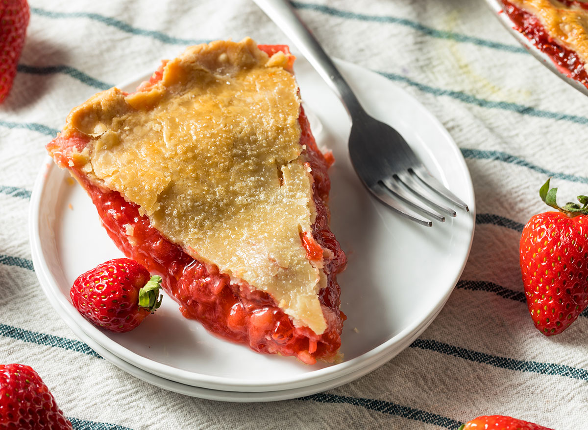 strawberry rhubarb pie