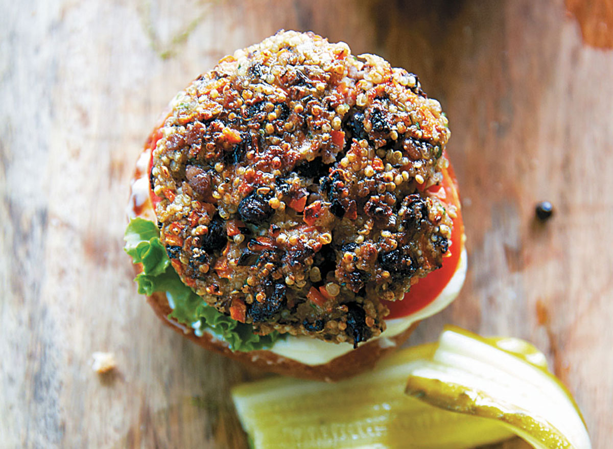 supreme crispy quinoa vegetable burger