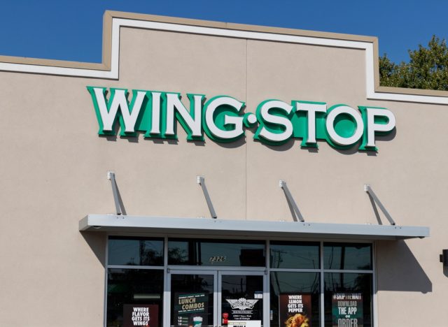 wingstop restaurant exterior