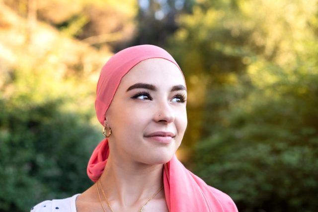woman cancer chemo