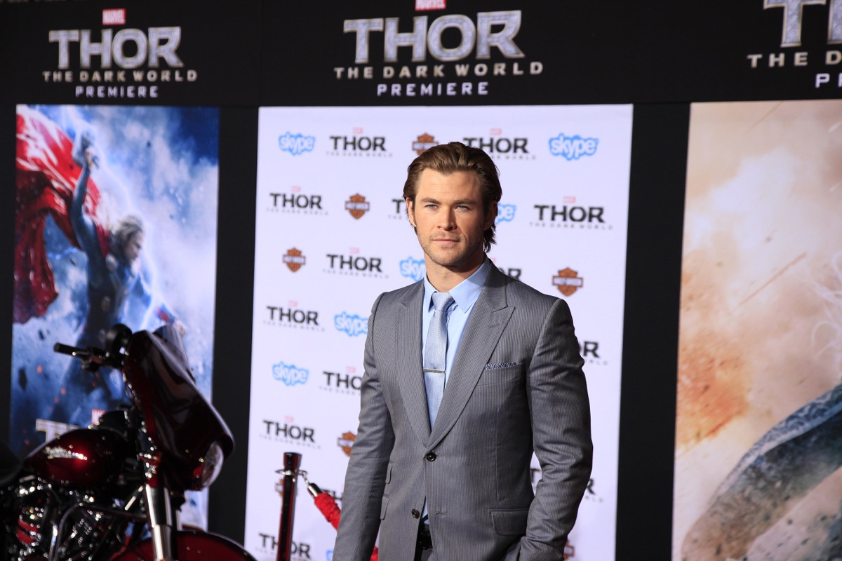 chris hemsworth at the thor the dark world premiere