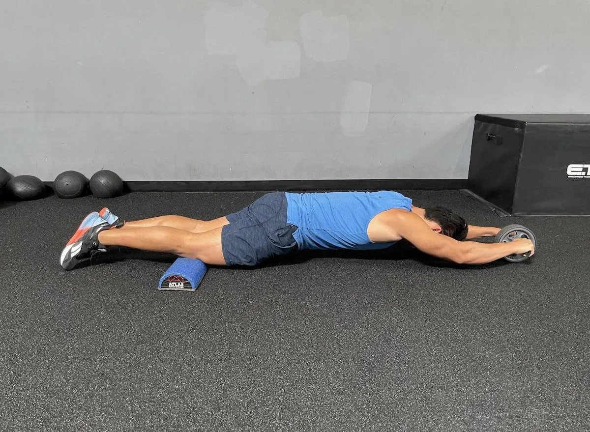 abs-wheel-exercise-move