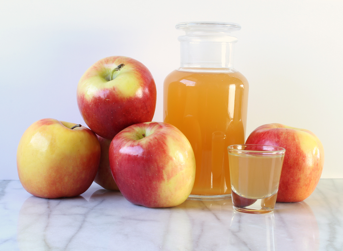 The #1 Best Apple Cider Vinegar to Buy, Says Dietitian — Eat This Not That