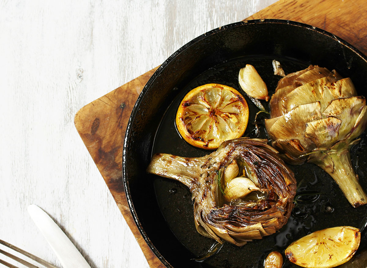 5 Surprising Side Effects of Eating Artichokes, Say Dietitians