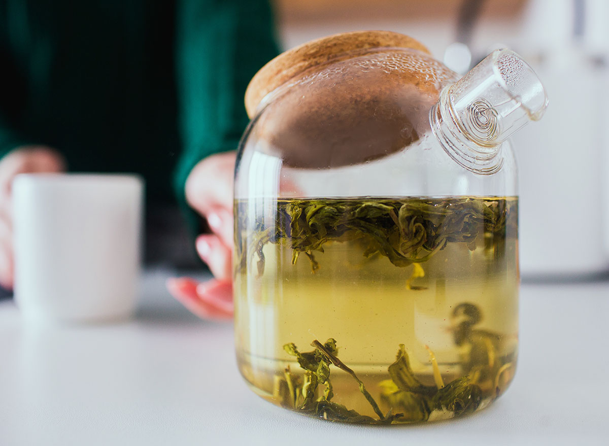 pouring green tea