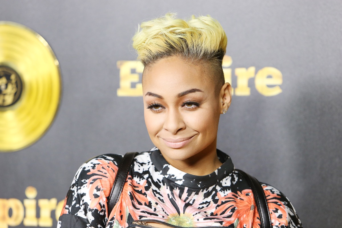 raven symone with blonde hair and shaved sides