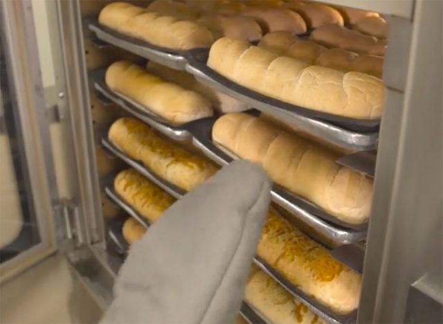 subway bread