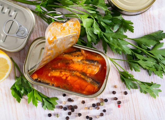 canned sardines in tomato sauce