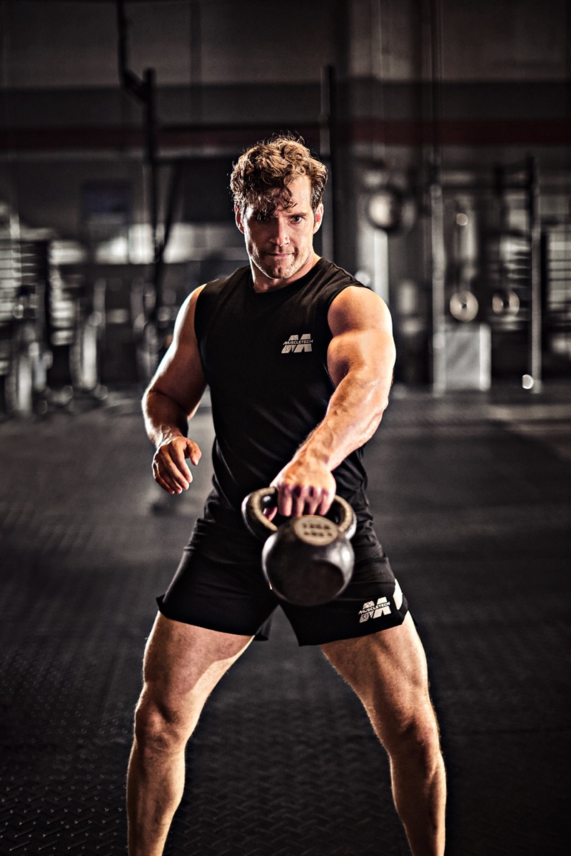 Henry Cavill kettlebell swing