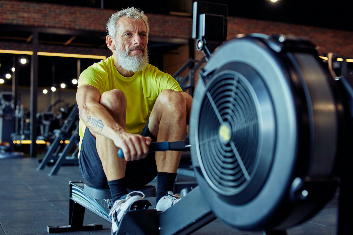 Do rowing machines build muscle?