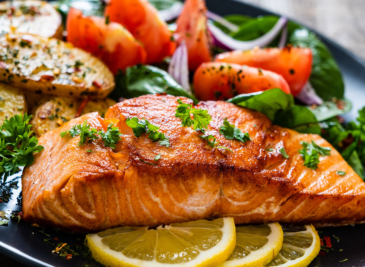 Over 40? Here Are The Best Foods To Eat Every Day, Say Dietitians — Eat ...