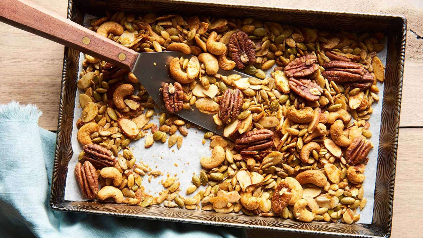 This Seasoned Nut Mix Recipe Can Help You Lose Weight Eat This Not That