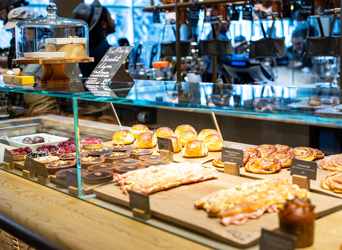 Starbucks princi closures