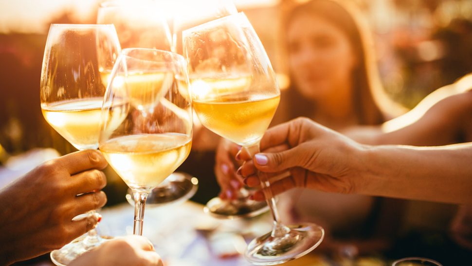 This White Wine Has the Most Antioxidants, New Study Says Eat This