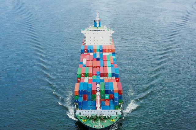 Shipping vessel
