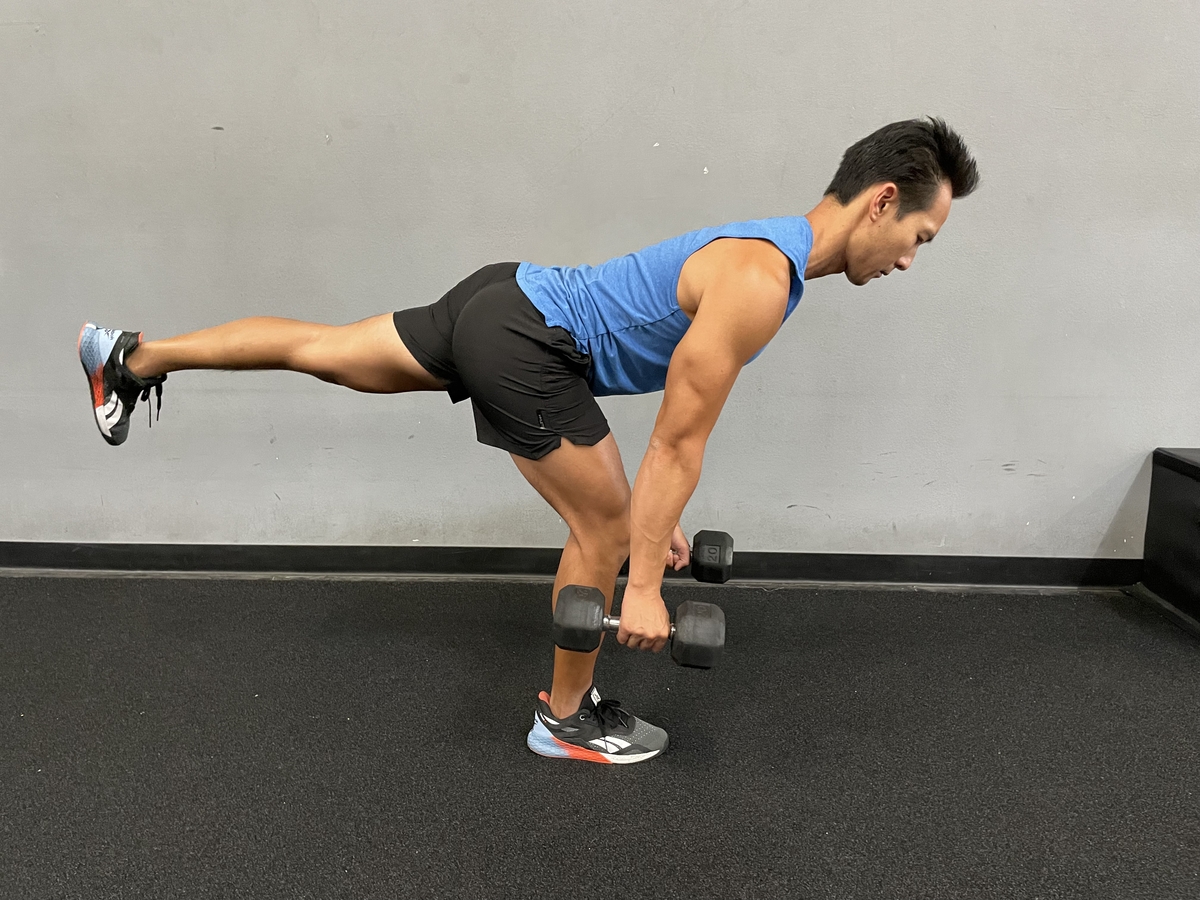 dumbell reverse lunge