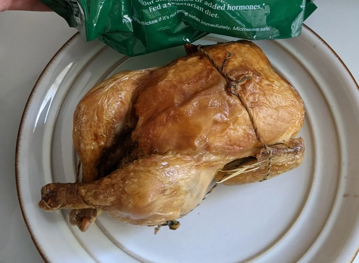 H-E-B Natural Whole Chicken