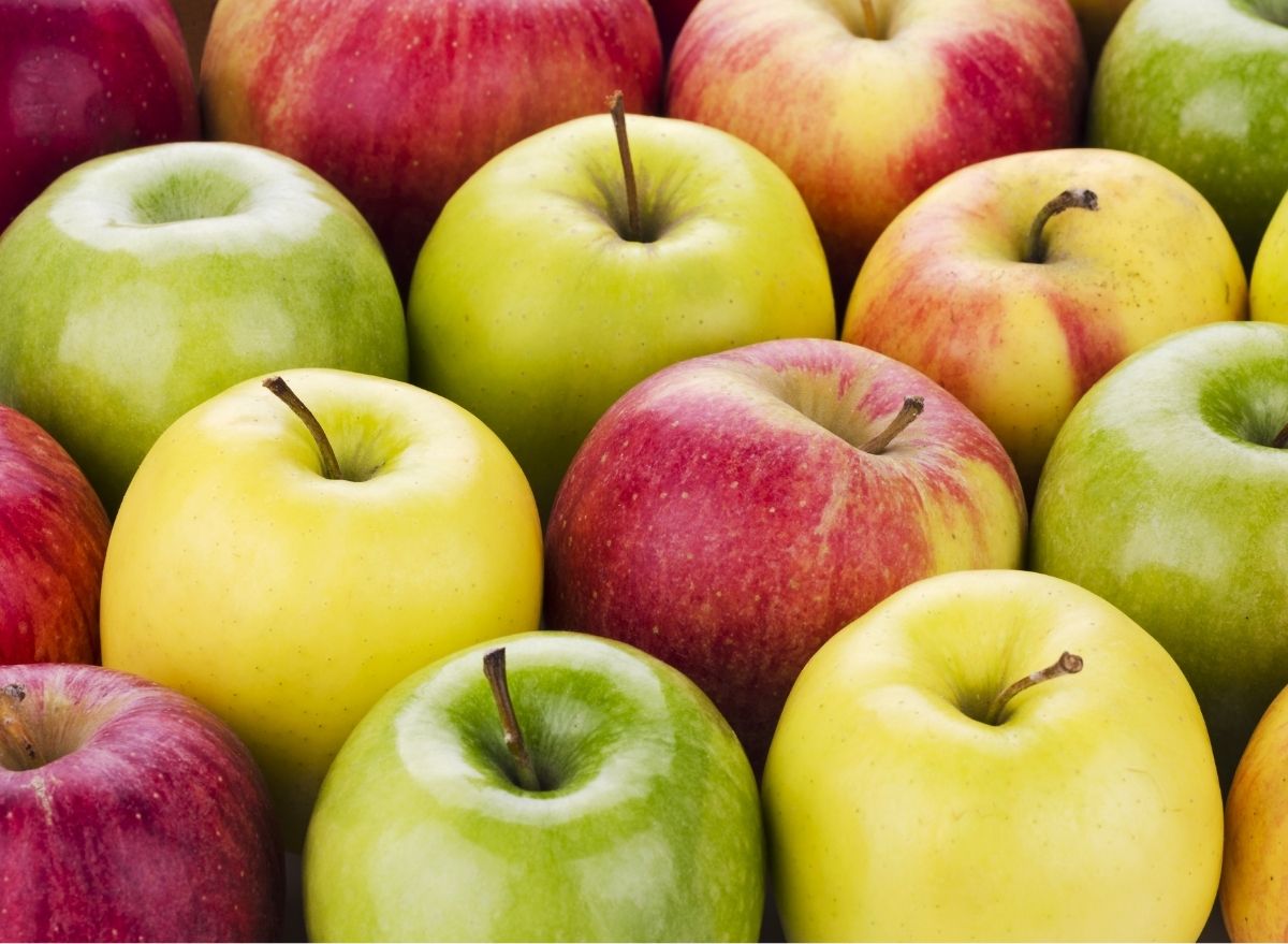 Apple varieties (Red Delicious, Granny Smith, Golden Delicious