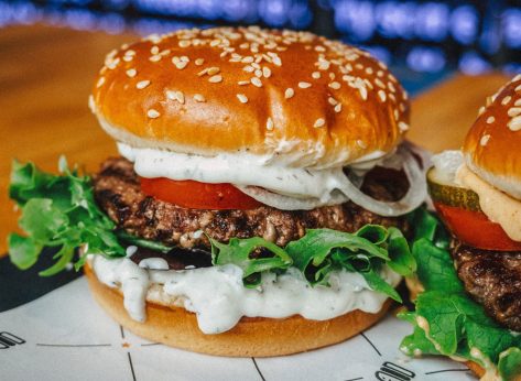 Locations of This Collapsing Burger Chain Are Changing Their Names and Going Rogue