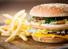 6 Fast-Food Orders To Avoid for High Blood Sugar