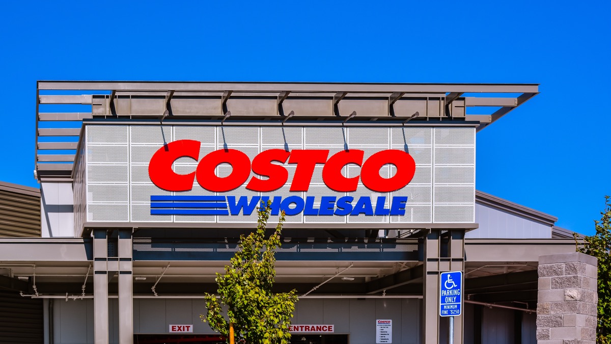 The Best Costco Breakfast Items to Buy Now, Dietitians Say—Eat This Not That