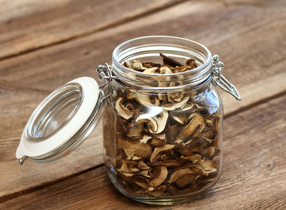 dried mushrooms