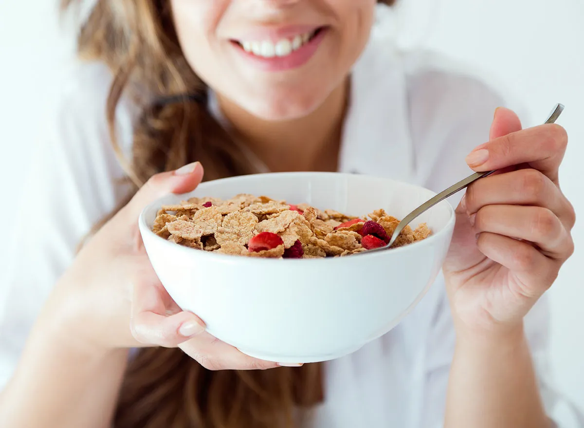 The 1 Best Cereal To Lower Your Cholesterol, Dietitians Say — Eat This