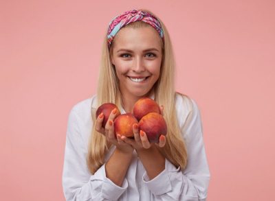 holding peaches