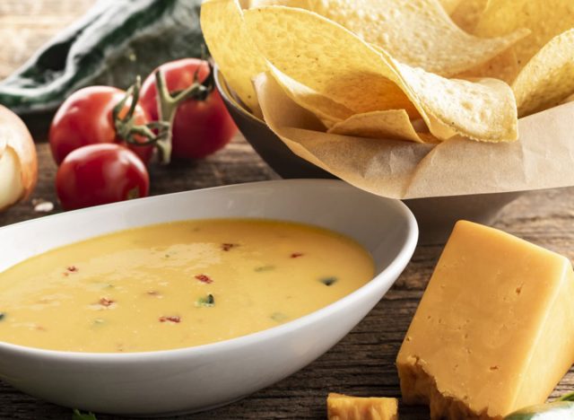 on the border queso