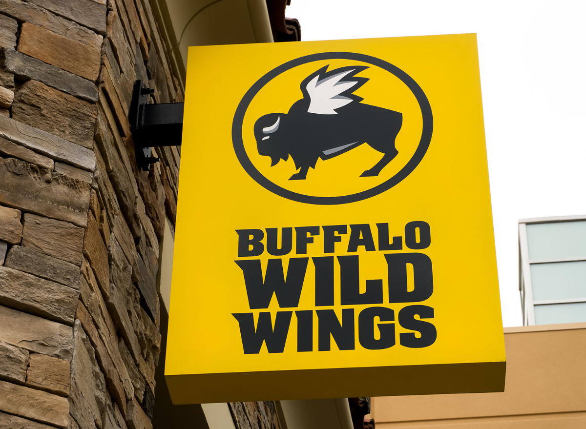 10 Secrets Buffalo Wild Wings Doesn't Want You to Know Eat This Not That