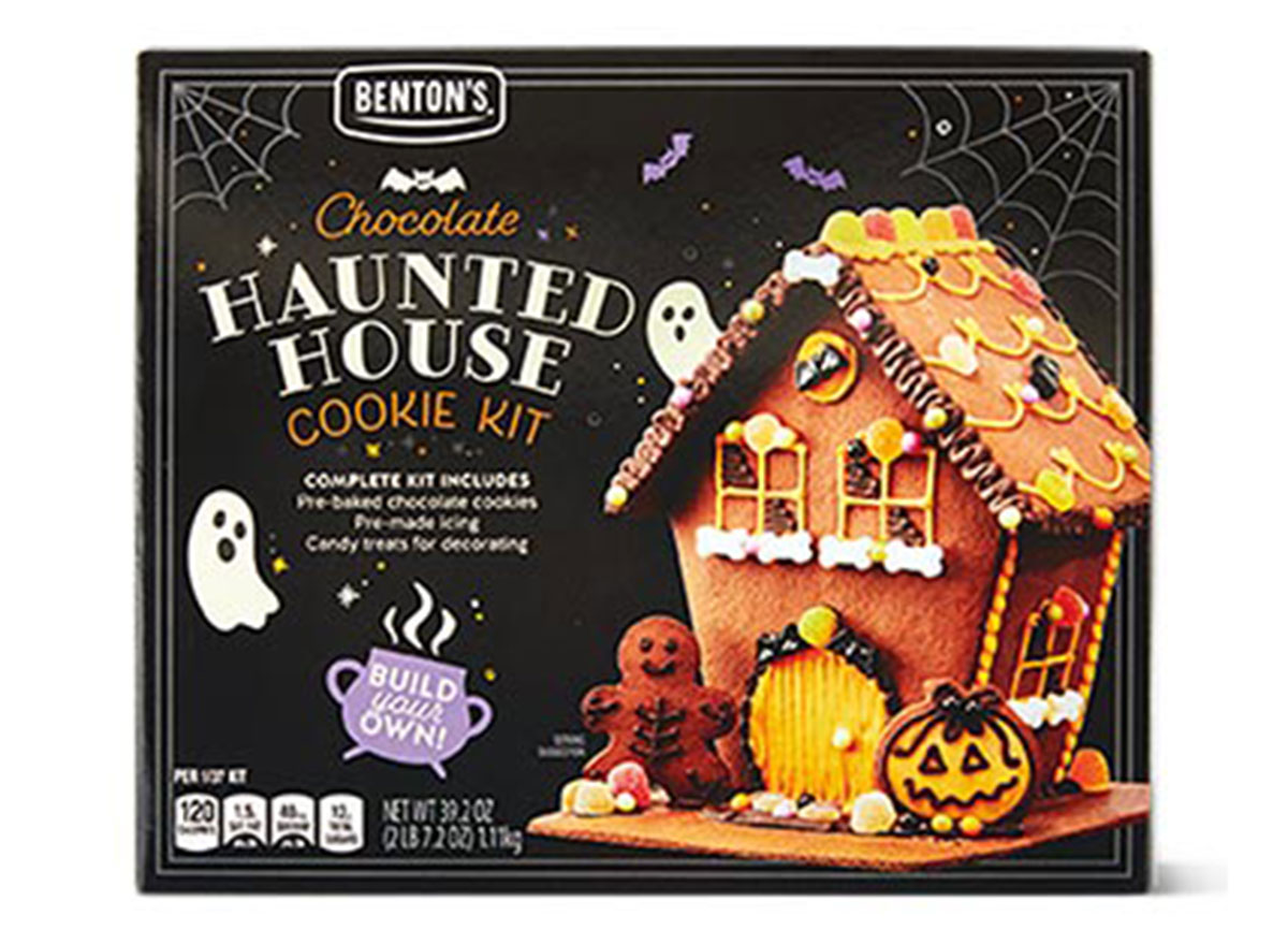 ALDI bentons chocolate haunted house cookie kit