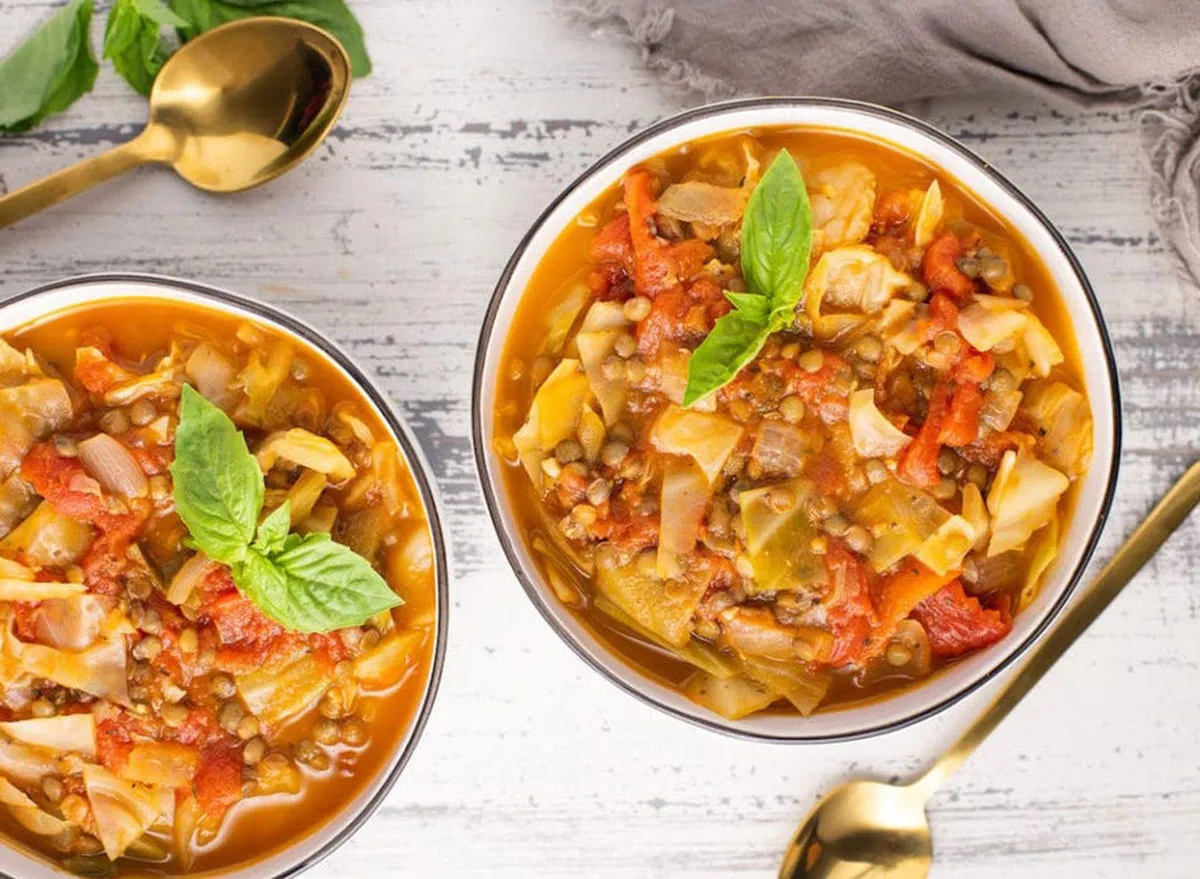 cabbage lentil soup