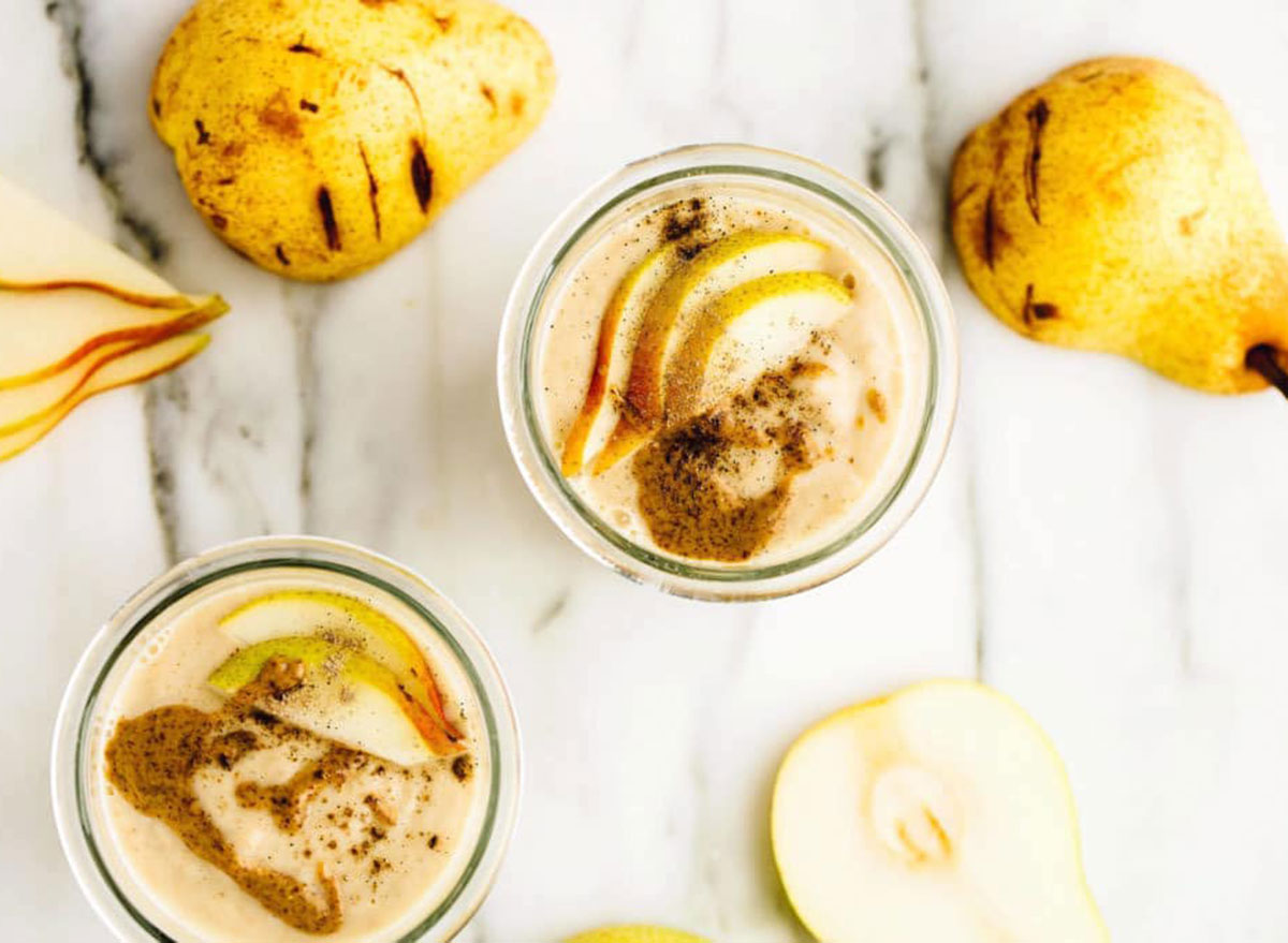 cardamom pear smoothie