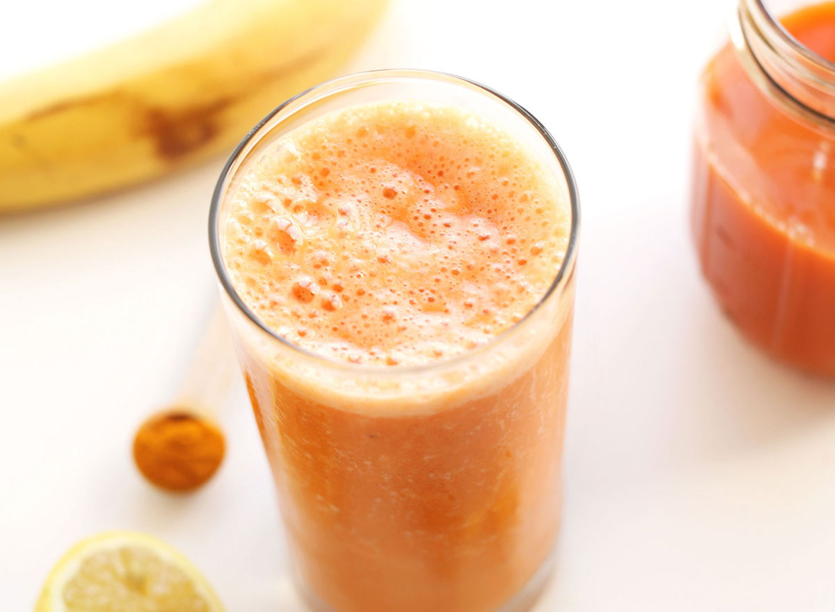 carrot ginger turmeric smoothie