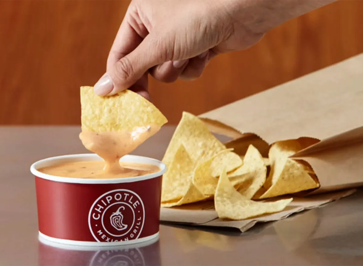 chipotle queso