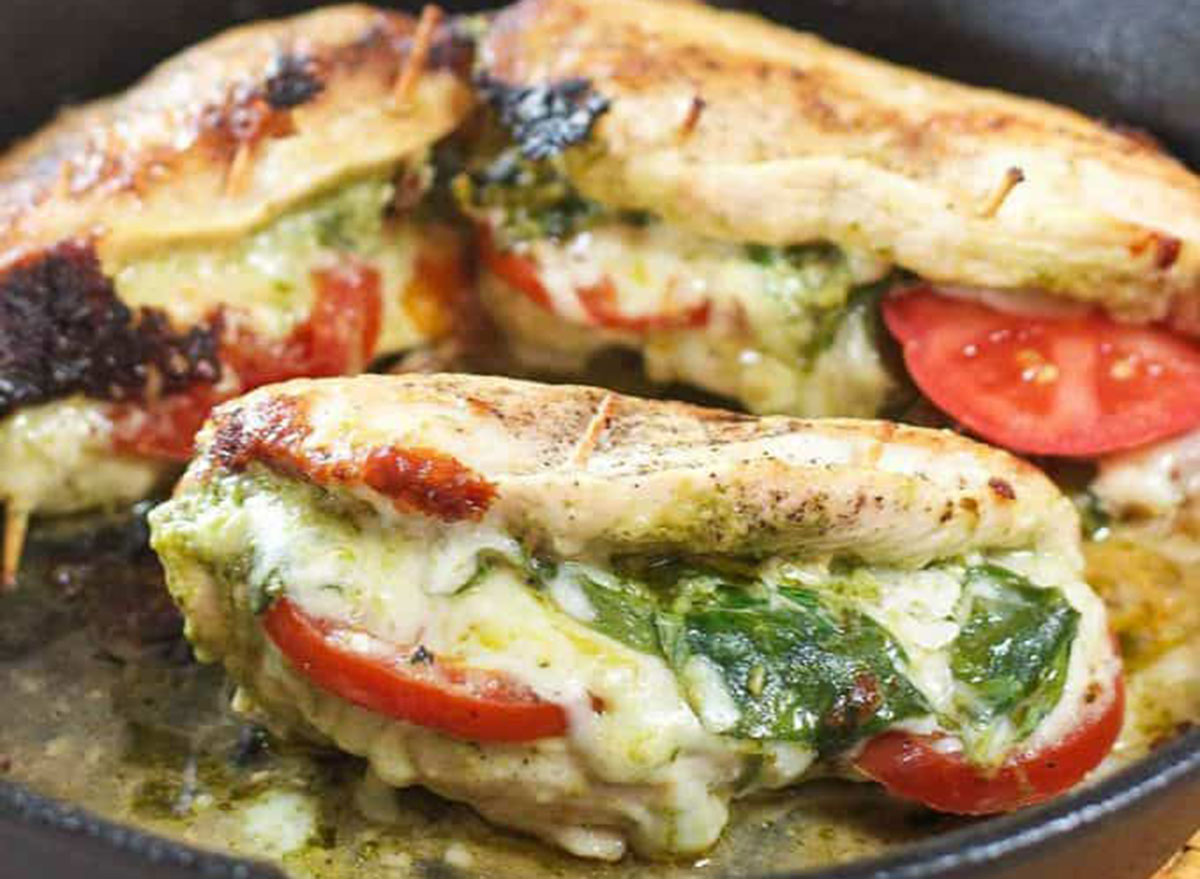 pesto mozzarella tomato stuffed chicken