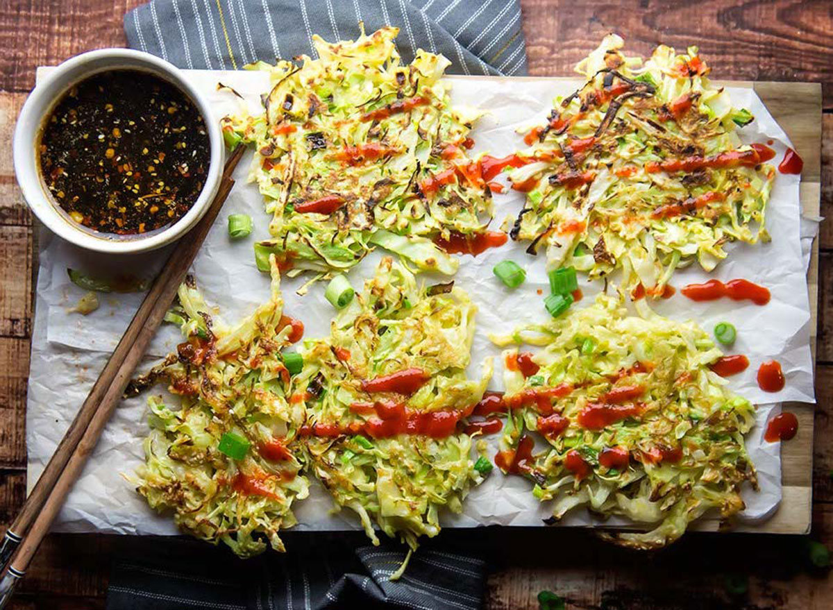 sesame cabbage fritters