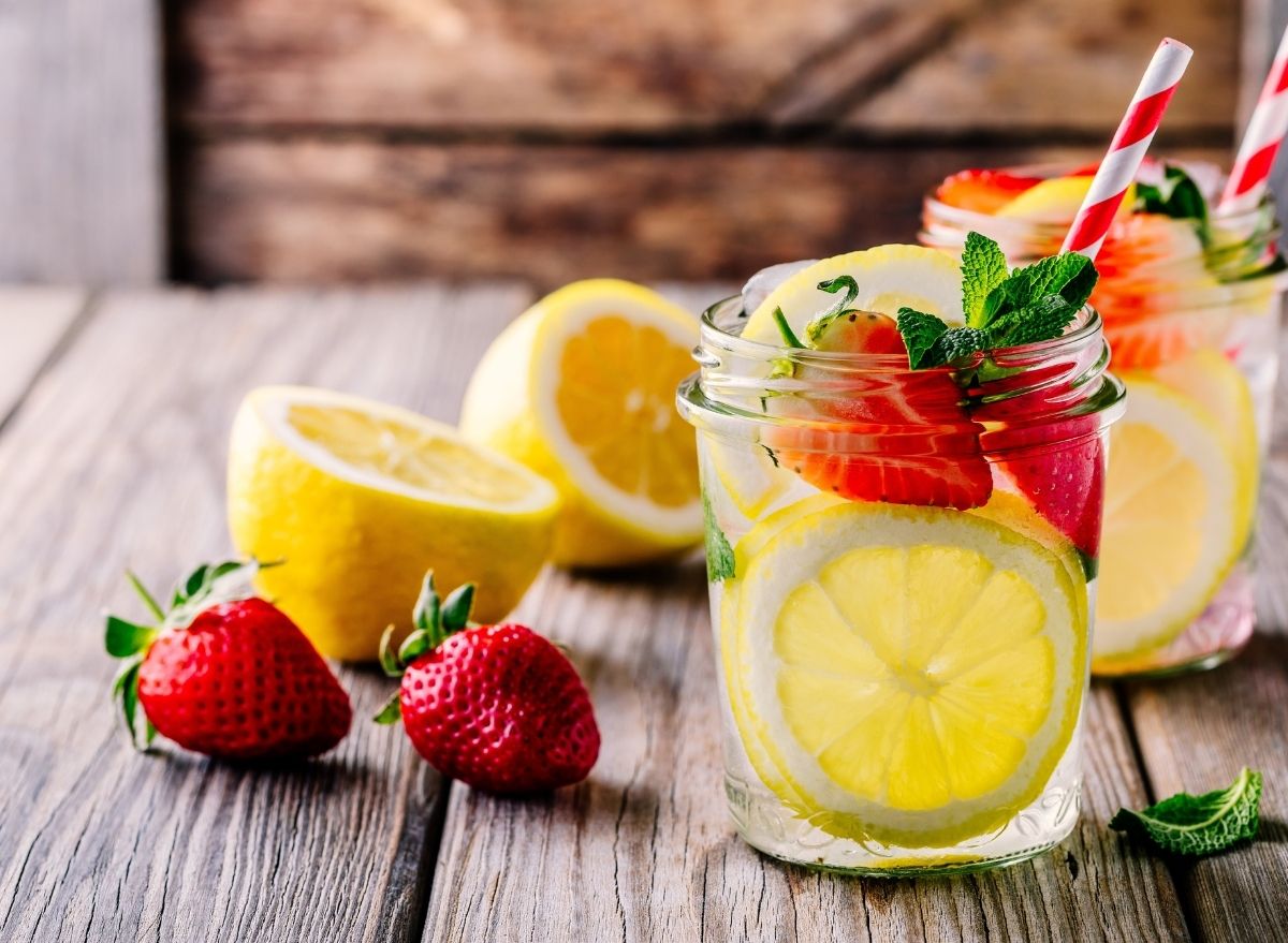 strawberry lemon water - Medplus