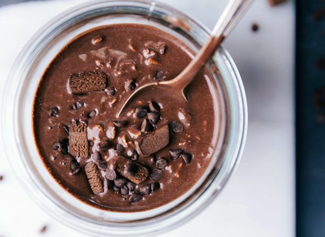 Brownie Batter Overnight Oats